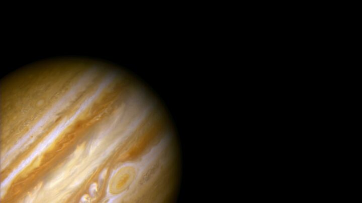 Tajemnice kosmicznych kolosów: Dlaczego Jowisz i Wenus świecą?