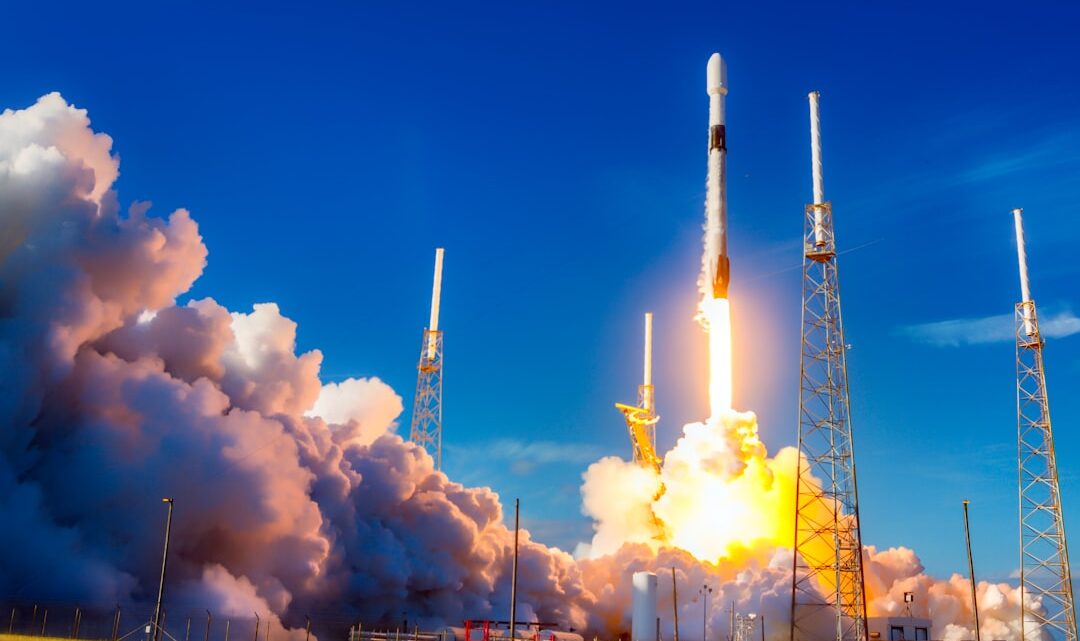 Jakie firmy prywatne dominują w wyścigu kosmicznym i co oferują?