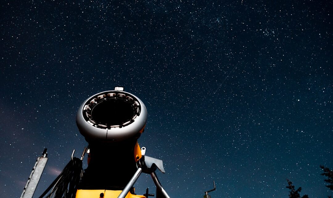 Jakie są rodzaje teleskopów amatorskich i jak wybrać najlepszy do swoich potrzeb?