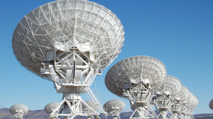Czym są i do czego służą teleskopy kosmiczne poza Jamesem Webbem i Hubble’em?
