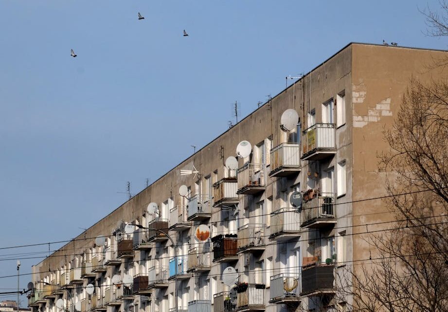 Innowacje studenckie w kosmosie: Jak polskie zespoły budują mikrosatelity i sondy kosmiczne?