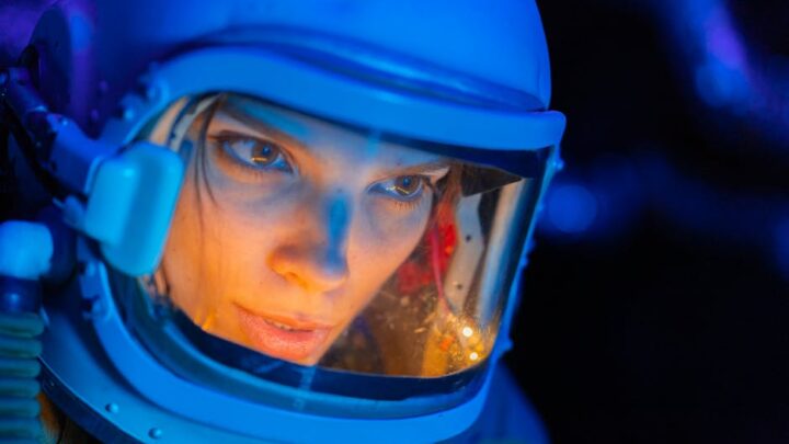 Jak chronić się przed promieniowaniem kosmicznym w przyszłych misjach załogowych? Innowacyjne technologie i strategie bezpieczeństwa dla astronautów.
