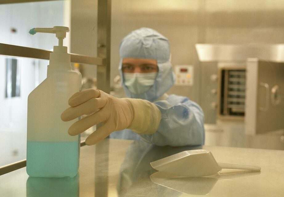 Międzynarodowe standardy ochrony planetarnej: Jak chronimy inne światy przed ziemskimi mikrobami i dlaczego to takie ważne?